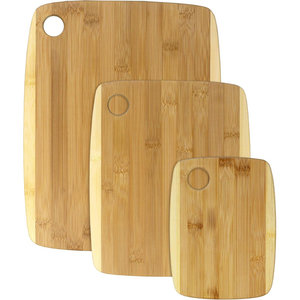Ensemble de 3 planches à découper et à servir en bambou bicolore DreamCraft pour fruits et légumes, origine Vietnam - Product Image 1