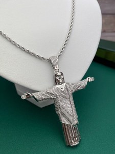 Pendentif visage de Jésus unisexe en argent sterling massif 925 ou en platine, avec diamant moissanite et zircone cubique, pour cadeaux ou fêtes - Product Image 4