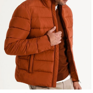 Veste matelassée à capuche personnalisée pour homme, brodée, orange, légère, isolée, imperméable, pour l'extérieur, vente en gros d'usine - Product Image 2