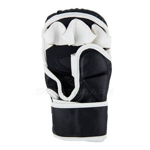 Guantes MMA de cuero PU de alta calidad con logotipo personalizado al por mayor disponibles en diferentes tamaños y colores Guantes de agarre - Product Image 4