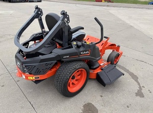 NUEVA Podadora de Césped de Giro Cero Kubota Z242 de Grado Industrial, Motor de Gasolina de 4 Tiempos y 125 cc, Plataforma de Corte de 42 Pulgadas, Equipo de Jardinería - Product Image 2