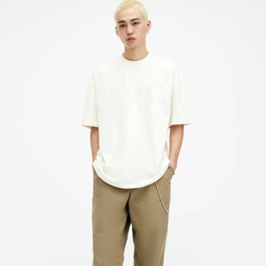 Camiseta gráfica de moda para hombre de alta calidad: elegante, cómoda y perfecta para camisetas casuales para hombre - Product Image 1