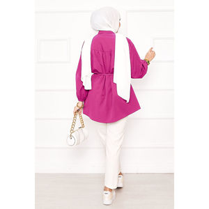 Túnica Hijab Fucsia con Cintura Fruncida y Cordón Ajustable, Diseño Único - Product Image 4