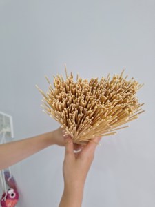 Base en bambou artisanale pour encens et produits d'aromathérapie - Product Image 3