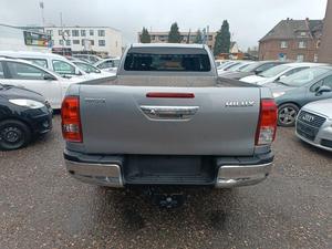 TOYO TA HILUX d'occasion 2019 (Extra Cab Duty) 150 ch, kilométrage (100 000 km), boîte de vitesses manuelle - Product Image 3