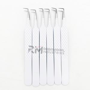 Pinzas para Pestañas de Acero Inoxidable de Alta Precisión RMI con Punta Plateada Falsa y Juego de Pinzas con Recubrimiento de Polvo Blanco - Product Image 1