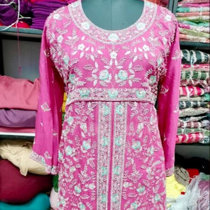 Designer moderne non cousu brodé à la main Protection solaire de haute qualité taille libre fête porter des costumes femmes indien mode-avant - Product Image 1