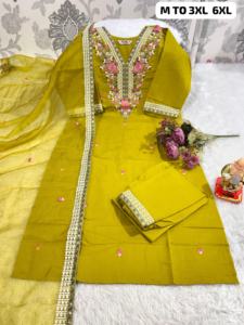 Hermosa muselina con trabajo manual Kurti Pant y Dupatta Fabricante y proveedor de Surat a precio mayorista - Product Image 2