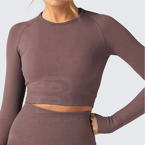 ชุดโยคะผู้หญิง แขนสั้น ผ้าเนื้อดี ระบายอากาศได้ดี เอวยางยืด สวมใส่สบาย 2 ชิ้น ผลิตในปากีสถาน ราคาถูก ขายออนไลน์ - Product Image 4