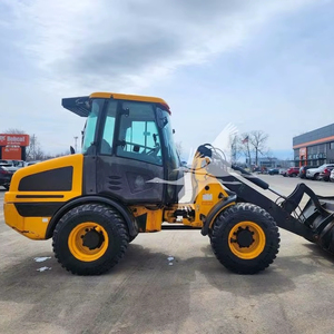 Las cargadoras de ruedas JCB 407 están diseñadas para abordar tareas difíciles con facilidad. Cargadora duradera y eficiente para trabajos agrícolas y de construcción. - Product Image 1