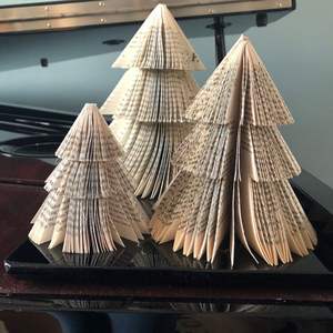 DÉCOR ARBRE DE NOËL DÉCORATION ÉCOLOGIQUE CADEAU FAIT À LA MAIN Arbre en bois ornemental Fabriqué en cerisier un arbre pour toute saison - Product Image 1