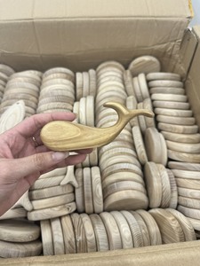 ปลาไม้ 2024 - งานฝีมือจากเวียดนาม ของเล่นปลาไม้ที่ทนทาน รูปทรงหัตถกรรม เหมาะสําหรับตกแต่งและวาดภาพสําหรับเด็ก - Product Image 3