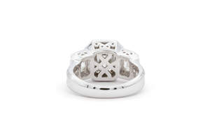 Elegante popular corte esmeralda pesado anillo grande moissanita diamantes hechos a mano 925 plata esterlina lujo al por mayor fabricante de diamantes - Product Image 2