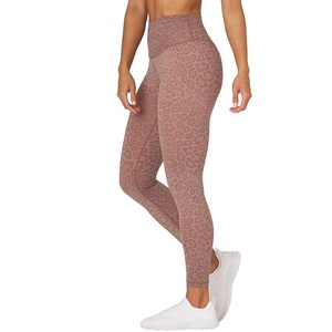 Pantalones casuales de corte equilibrado para mujer, diseñados para un movimiento cómodo, con una apariencia limpia y una presencia diaria elegante. - Product Image 2