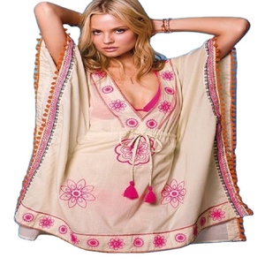 Robe longue de plage d'été style bohème en lin et coton, grande taille, avec blocs de couleur blanc et noir, faite à la main - Product Image 1
