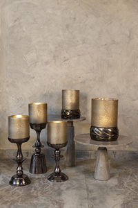 Bougeoirs en bronze coulé de haute qualité lanternes de fleurs de lumière de tempête pour les événements de luxe de Pâques et de Noël décorer - Product Image 5