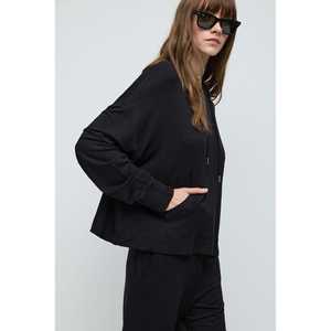 Sudadera con Capucha y Bolsillos - Product Image 3