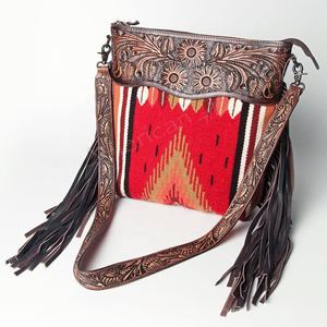 Couverture de selle Western Style Vintage bohème sac à bandoulière entièrement usiné à la main sculpture sac fourre-tout Cowgirl Style sac fourre-tout - Product Image 1