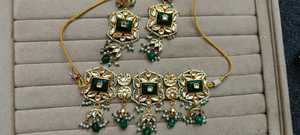 Kundan meena ชุดเครื่องประดับสำหรับผู้หญิงและเด็กผู้หญิงสร้อยคอหลายสีต่างหูสร้อยคอโชกเกอร์ยาวสำหรับงานปาร์ตี้และของขวัญ - Product Image 5