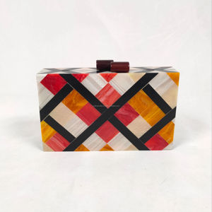 Dernière collection de pochettes géométriques en résine de qualité supérieure |   Design élégant et artisanal disponible en gros |   Parfait pour les cadeaux de mariage - Product Image 1