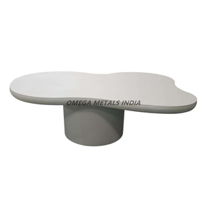 Table basse ronde en travertin de qualité supérieure sculptée à la main en pierre pour salons de luxe ou espaces extérieurs - Product Image 2