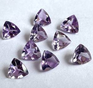 Améthyste Rose Naturelle Trillion Cut Facettes 10mm Qualité Supérieure-Améthyste Rose Trillion Pierres Précieuses Lâches de Qualité Supérieure - Product Image 6