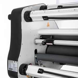 Nueva máquina laminadora con <span class=keywords><strong>sensor</strong></span> láser de seguridad en frío LeFu de gran formato de fábrica de lanzamiento 1,6 M - Product Image 3