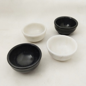 ชามหินอ่อนสีขาวทรงกลมที่ทำเสร็จแล้วอย่างประณีตวางลงบนพื้นหลังที่เป็นกลางเพื่อแสดงความสง่างามแบบมินิมอล - Product Image 6