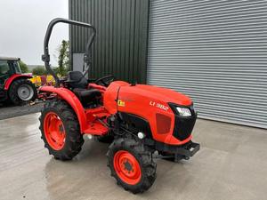 Tractor Utilitario Kubota L1-382 - Tractor Agrícola 4x4 de 38 HP, Potente y Versátil - Product Image 5