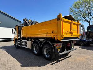 Camion benne d'occasion FMX 420 6X4 avec grue PALFINGER EPS, moteur diesel Euro 5, transmission automatique, caméra de recul, camion lourd 31-40T - Product Image 5