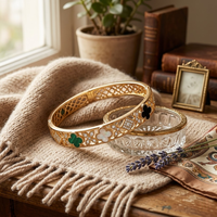 Gelang Liontin Fashion Mewah Berbentuk Semanggi Lima Daun, Set Perhiasan Liontin Fashion Pembawa Keberuntungan