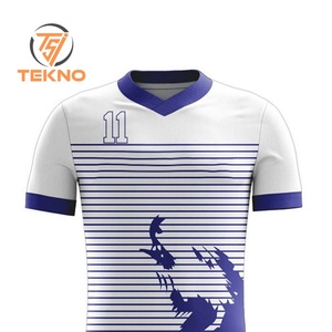 Nueva llegada personalizable alta venta 100% camisetas de fútbol de poliéster con calcetines logotipo personalizado OEM ODM servicio al por mayor ropa deportiva - Product Image 3