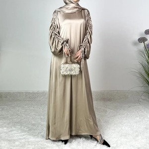 Femmes mignon arabe Style islamique modeste Robe Abaya Khimar manches chauve-souris Burqa Caftan Robe solide motif prière vêtement turquie - Product Image 2