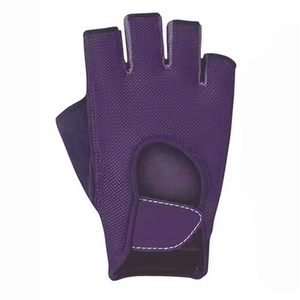 Gants de gymnastique demi-doigt avec support de poignet pour hommes et femmes haltérophilie Logo personnalisé gants d'haltérophilie Gym - Product Image 2