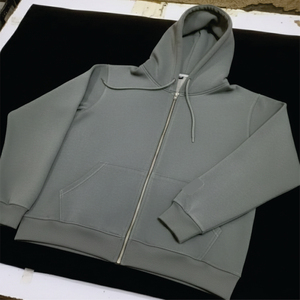 Sudadera Personalizada de Felpa Francesa de 500 Gsm, Estilo Urbano, Holgada, con Efecto Desgastado, Parche Bordado en 3D, Lavado Ácido Decolorado al Sol, Cierre de Cremallera, Tejido Grueso - Product Image 5