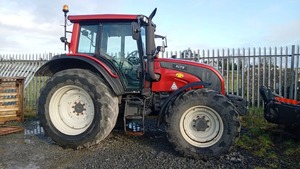Tracteur à chenilles Valtra N141, moteur 65 CV, boîte de vitesses - Product Image 5