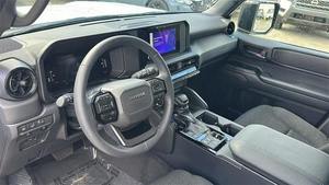 Offre Spéciale 2024 : Véhicules d'Occasion Premium 4x4 Automatiques Intelligents en Excellent État, Prêts à être Expédiés - Product Image 2