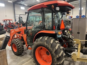 Used for M5660SUHD 110HP 4WD Diesel Farm Tractor with Cab-London Origin - Product Image 5
