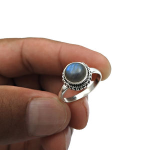 Prix de gros de haute qualité 925 argent Sterling pierre précieuse Labradorite naturelle pierre ronde bague chic pour les fêtes d'anniversaire - Product Image 4