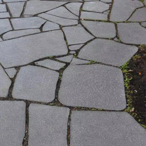 Basalto negro Natural indio duradero, 30mm de espesor, pavimentadoras locas aleatorias, superficie pulida, escalones irregulares, paisajismo de jardín - Product Image 1