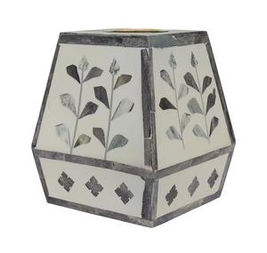 Brûleur d'encens fait main de luxe avec incrustation d'os floral Bougeoir moderne en bois et métal Porte-encens en résine Bakhoor - Product Image 1