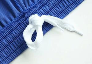 Pantalones cortos para hombre, pantalones cortos deportivos para hombre con empalme de línea 3D para verano, pantalones cortos informales de poliéster transpirables suaves y personalizados para vacaciones - Product Image 3