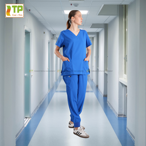 ชุดวิ่งสำหรับสตรีผ้าสแปนเด็กซ์ระบายอากาศได้ดีชุดเครื่องแบบโรงพยาบาลผลิตจากเวียดนาม - Product Image 1