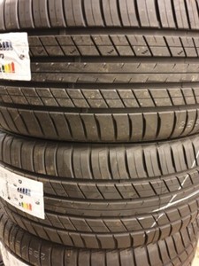 Pneus Radiaux Neufs et d'Occasion pour Véhicules Particuliers Toutes Tailles pour la Conduite sur Autoroute, en Ville et les Performances sur Longue Distance - Product Image 5