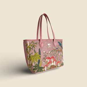 Sac fourre-tout bohème en cuir végétalien à motif floral pour femme, broderie, ouverture supérieure, fermeture à crochet de qualité supérieure, usage quotidien, voyage, plage, shopping, 750g - Product Image 5