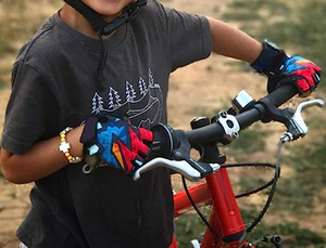 Guantes de Ciclismo de Medio Dedo para Niños, Guantes de Bicicleta Personalizados de Medio Dedo para Niños POR KARIMAN MANUFACTURING - Product Image 5