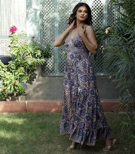 Vestido largo de mujer con estampado de seda con estampado floral llamativo, ropa de verano de espagueti, vestido largo étnico de cintura alta - Product Image 3