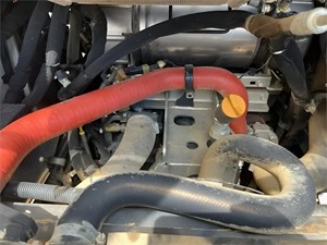 Bon état 2016 TAKEUCHI TL12V2 Machines industrielles de terrassement de qualité supérieure Chargeur d'occasion approuvé CE - Product Image 3