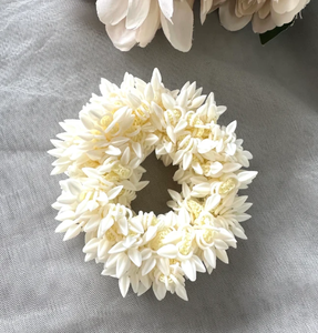 Blanco jazmín Haldi Floral mano Gajra banda pulsera conjunto boda Mehndi Año Nuevo Navidad plástico goma moneda - Product Image 4