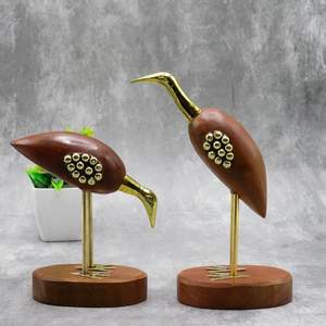 Figura Decorativa de Cisne Saras de Madera y Latón Hecha a Mano, Estatuilla Antigua de Pájaros del Amor para Decoración del Hogar - Product Image 5